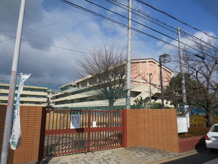 小学校　吹田市立吹田第三小学校（小学校）まで450m