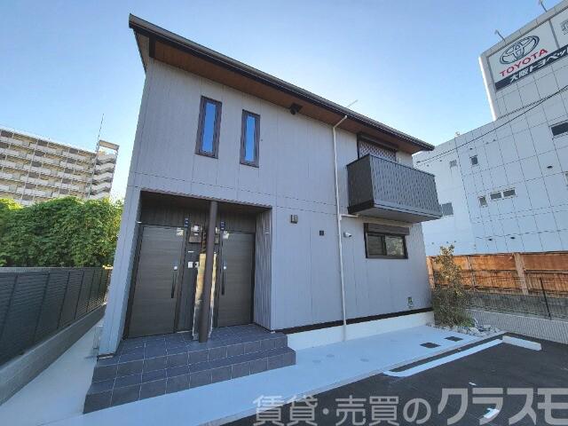 建物外観　１フロア１戸タイプ♪