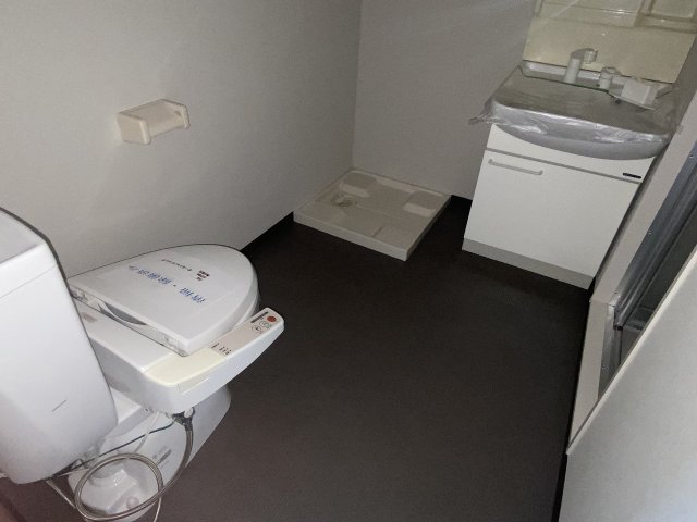 洗面設備　使いやすい洗面所です