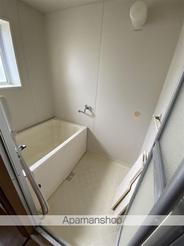 東北新幹線 福島駅 徒歩14分 4階建 築39年の風呂写真