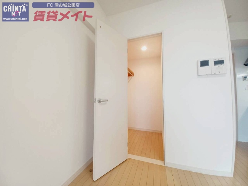 収納　同物件別室の画像です