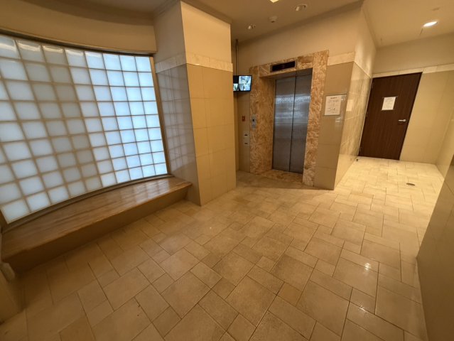 ロビー