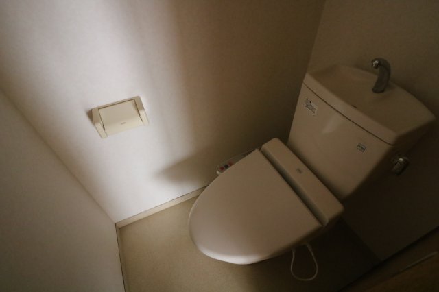 トイレ　別部屋参考写真