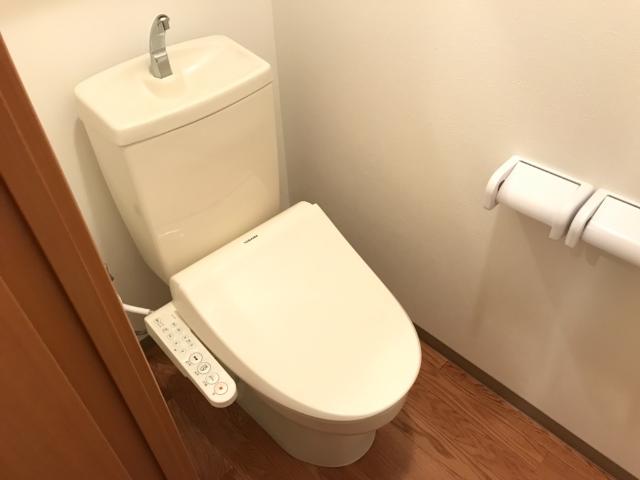 トイレ　シャワー付トイレ
