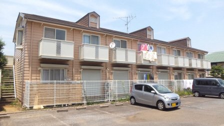 建物外観　南向きで日当たり良好です。