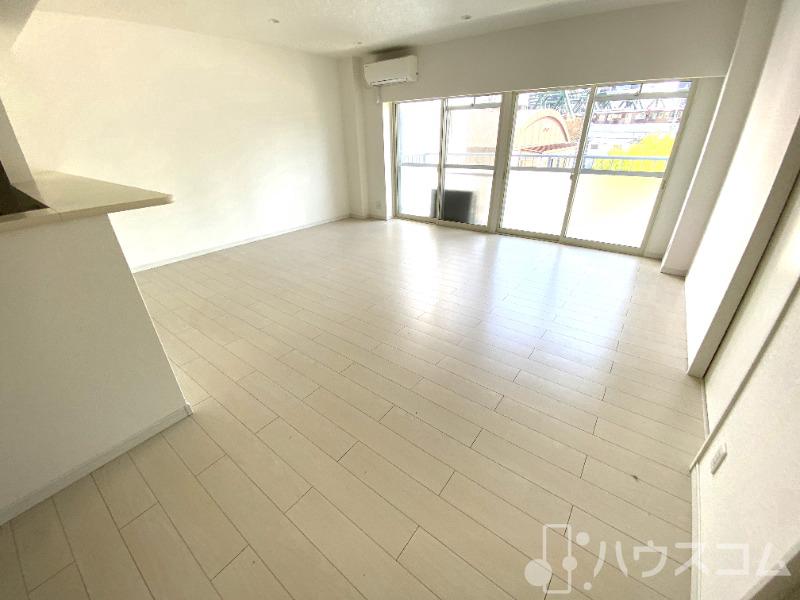 居室・リビング　日当り良好です☆