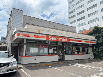 コンビニ　セイコーマートおかだ店（コンビニ）まで292m
