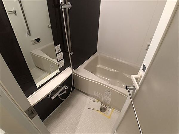 バス・シャワールーム　※別部屋の参考写真です。