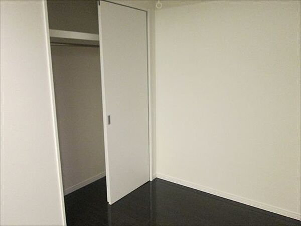 収納　※別部屋の参考写真です。