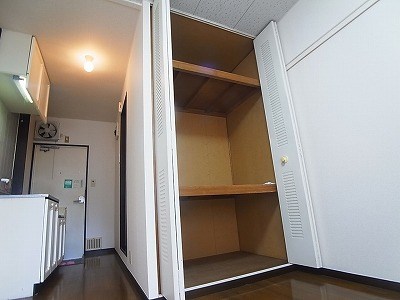 収納　別部屋参照