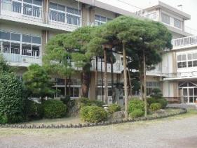 小学校　川越市立川越第一小学校（小学校）まで717m