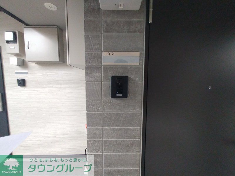 エントランス　エントランス