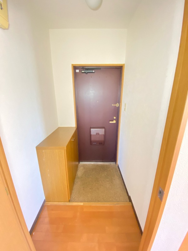 玄関　※他部屋参考写真