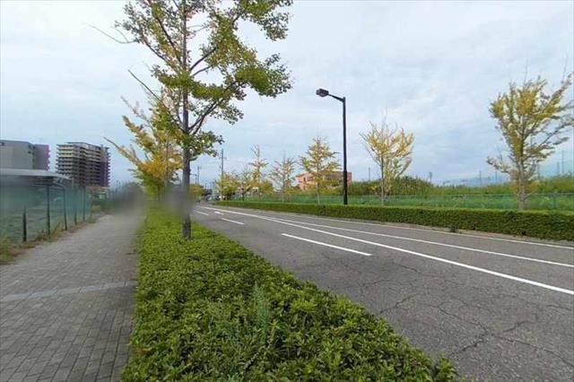 その他　前面道路（その他）まで0m