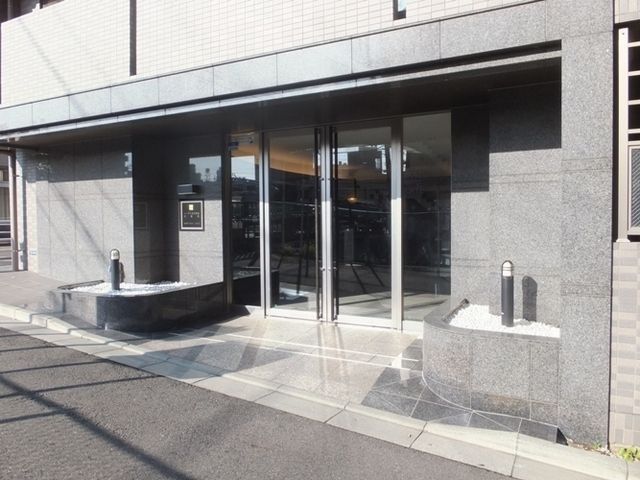 エントランス　エントランス