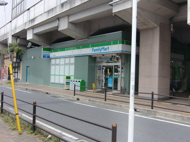 コンビニ　ファミリーマート妙典駅西口店（コンビニ）まで1260m