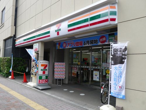 コンビニ　セブンイレブン 文京千石駅前店（コンビニ）まで130m