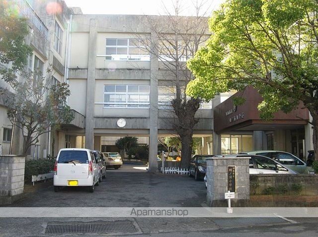 小学校　羽ノ浦小学校（小学校）まで1000m