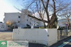 小学校　熊谷市立桜木小学校（小学校）まで2730m
