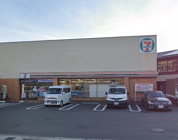 コンビニ　セブンイレブン板橋東新町川越街道店（コンビニ）まで400m