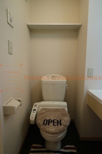 トイレ　うれしい温水洗浄便座つき※別号室参考写真