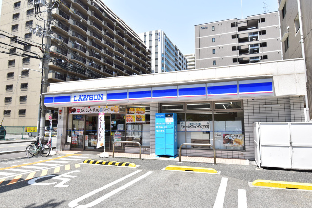 コンビニ　ローソン江坂東店（コンビニ）まで181m