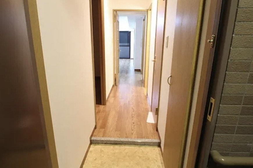 玄関　シンプルで使いやすい玄関です