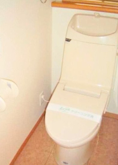 トイレ　別部屋の画像を使用しております。