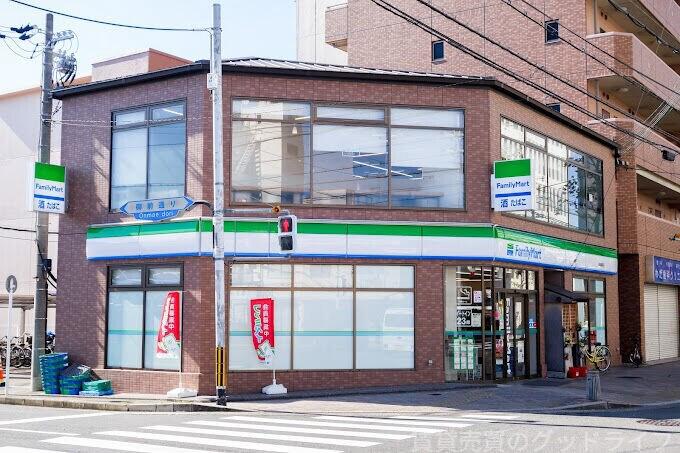 コンビニ　ファミリーマート四条御前店（コンビニ）まで424m