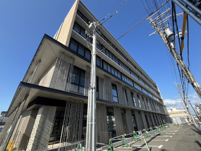 役所　市役所（役所）まで1500m