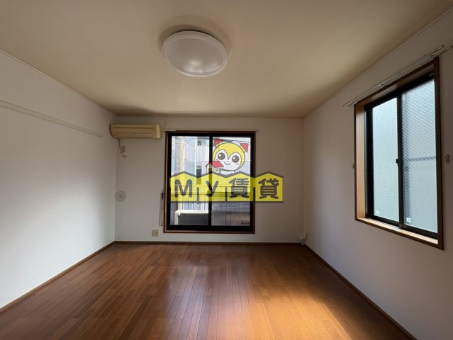 居室・リビング　クラスティーナA棟