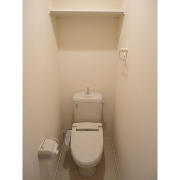 トイレ　清潔感のあるトイレです