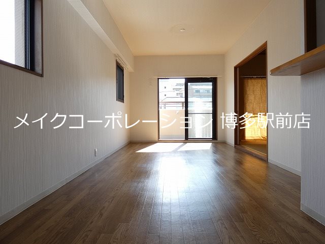 その他　※写真は棟内別部屋参考写真