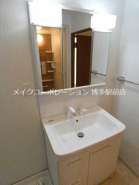 洗面設備　※写真は棟内別部屋参考写真