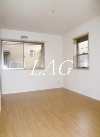 居室・リビング　洋室のお部屋です。（同仕様です。）
