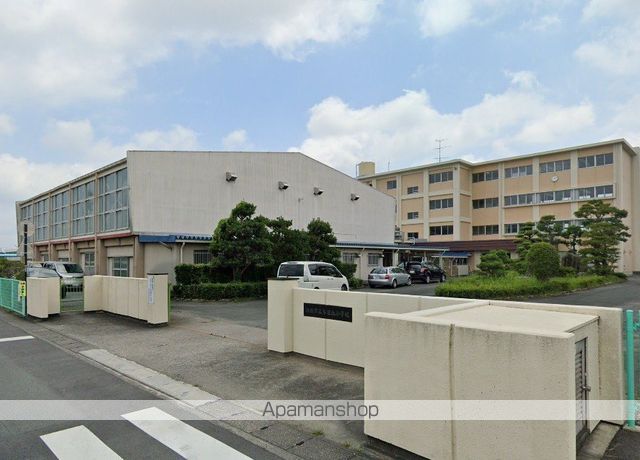 小学校　与進北小学校（小学校）まで787m