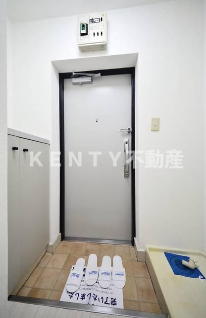 玄関　収納もある玄関です
