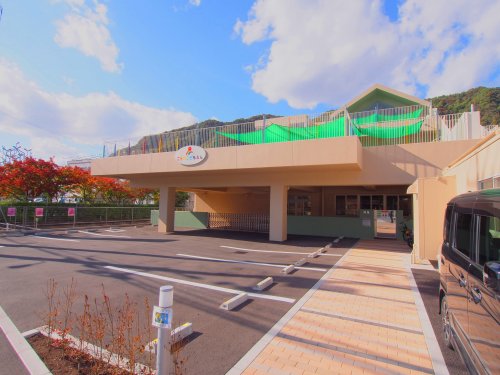 幼稚園・保育園　幼保連携型こうわ認定こども園海田（幼稚園・保育園）まで412m
