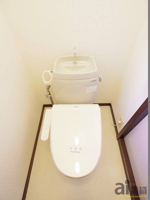 トイレ　※同仕様写真です