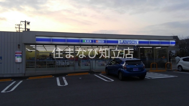 コンビニ　ローソン三好丘桜店（コンビニ）まで353m
