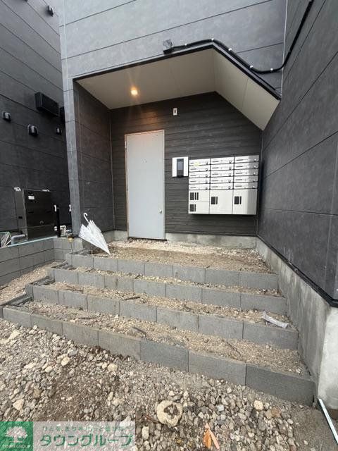 エントランス　駐車場