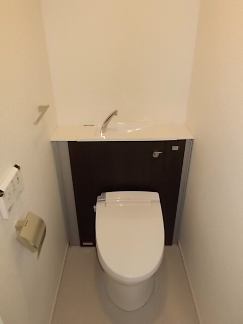 ラ・ペジーブル新町のトイレ写真