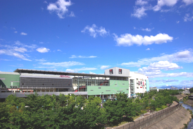 スーパー　イオンモール伊丹店（スーパー）まで594m