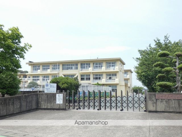 小学校　田原小学校（小学校）まで737m