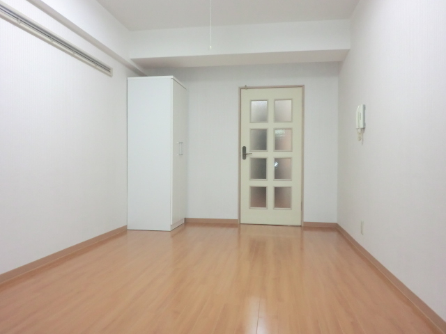 居室・リビング　広くて綺麗なお部屋です。
