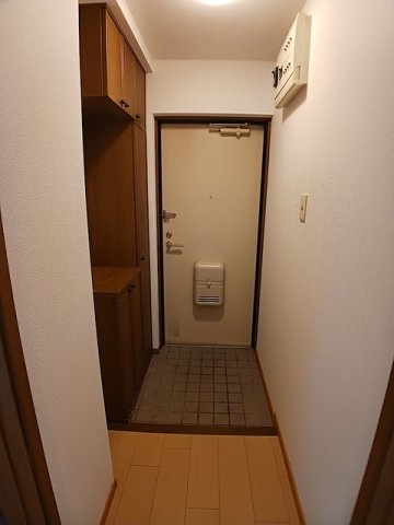 エクセラン・コバの玄関写真