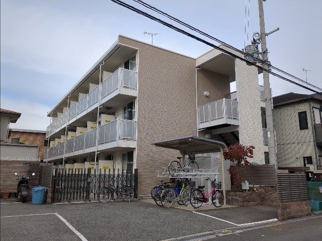 レオパレスシャンテ三国本町IIの外観写真