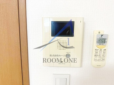 セキュリティ　モニター付きインターホンです。
