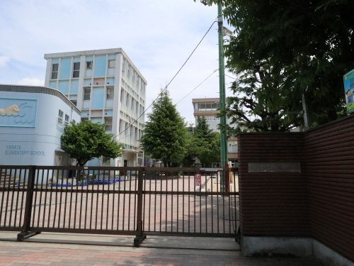 小学校　市川市立八幡小学校（小学校）まで464m