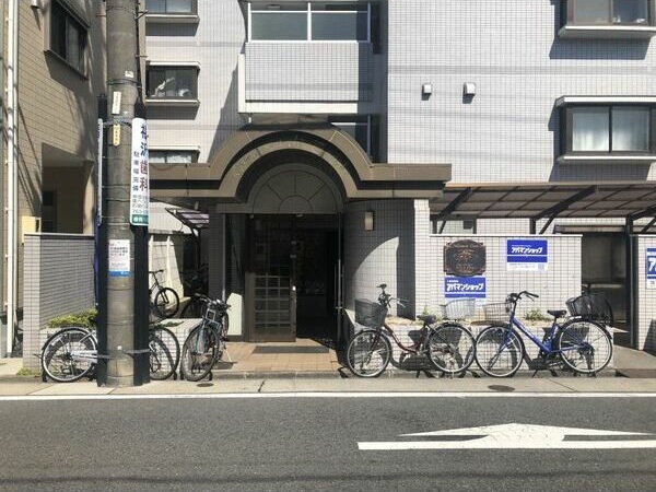 地下鉄桜通線 今池駅 徒歩11分 4階建 築42年の外観写真